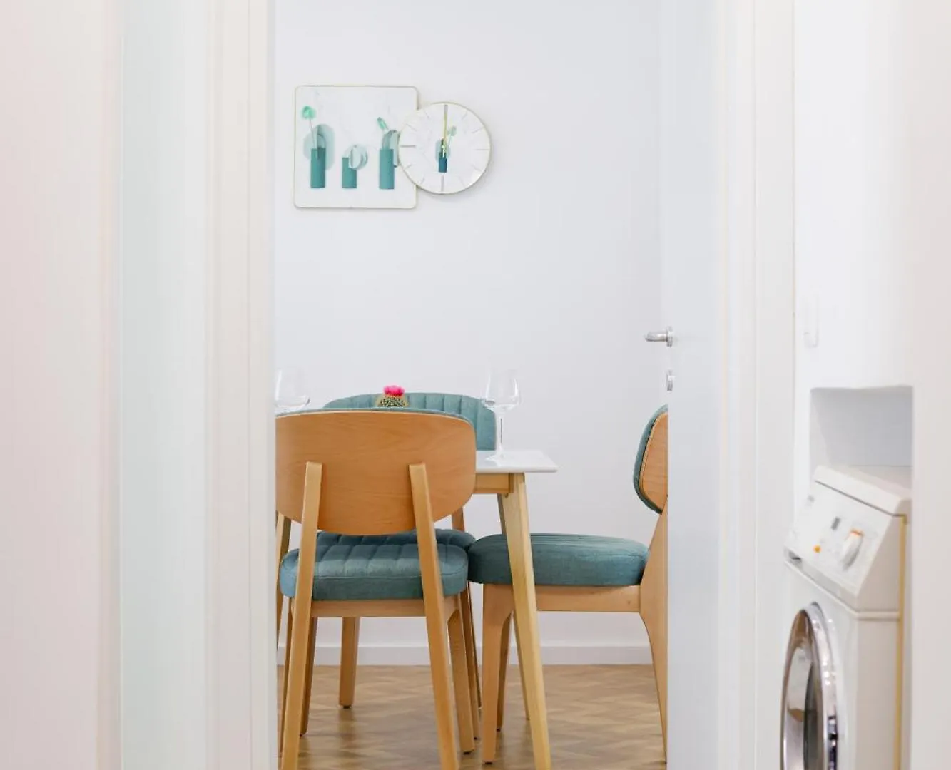 Lucjanos Studio Apartments Tirana
