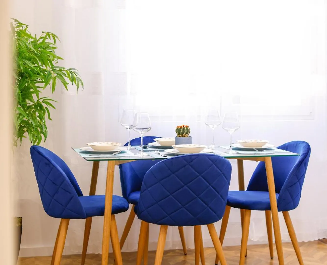 Lucjanos Studio Apartments Tirana