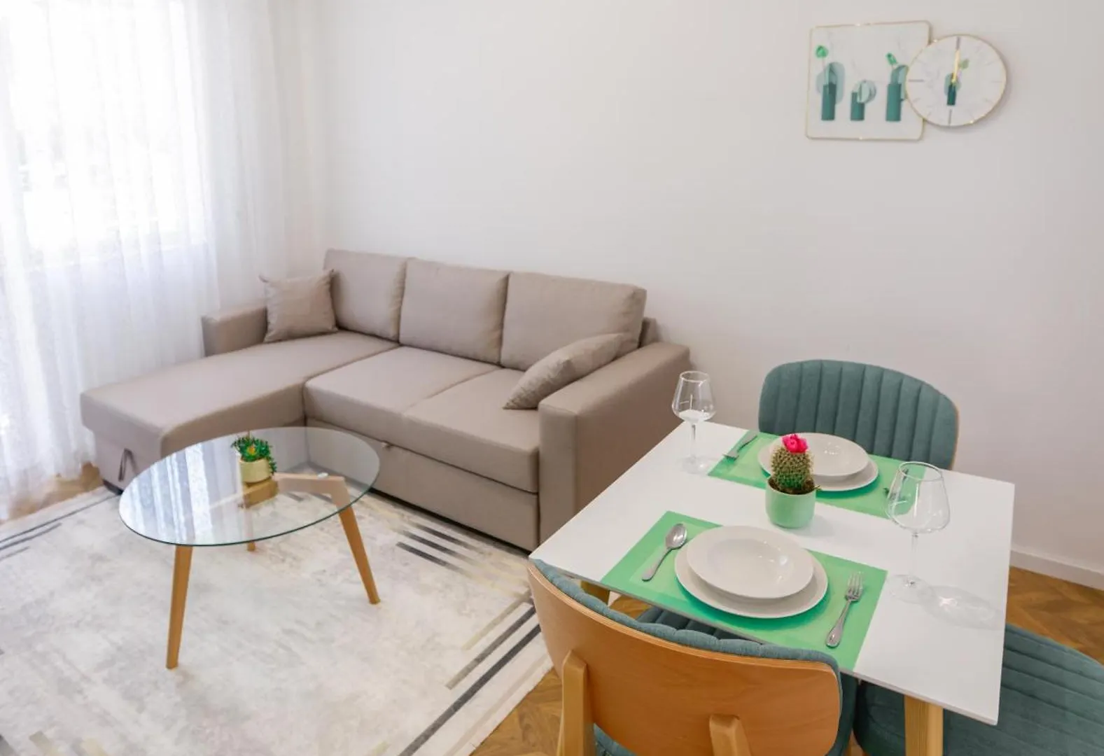 Lucjanos Studio Apartments Tirana